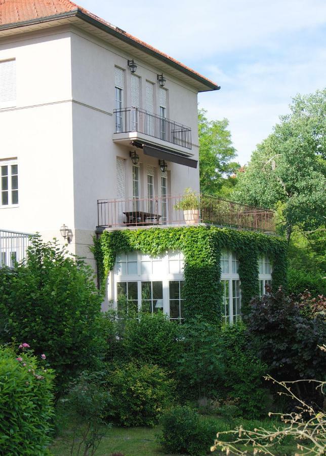 Embassy Row Bnb Загреб Екстериор снимка